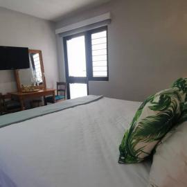 Kingfisher Cottage, hotel in Ballito