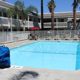 Motel 6-Coalinga, CA - East, хотел в Коалинга