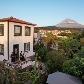 Loving Strangers Hostel, hotell i Madalena