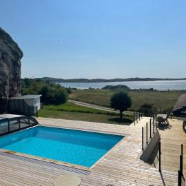 Ocean view Villa Säby Tjörn, hotel en Säby