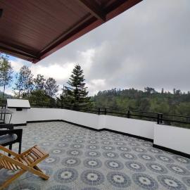 Silver Spruce Glass 1BHK Entire Floor Kotagiri, hotel a Kotagiri