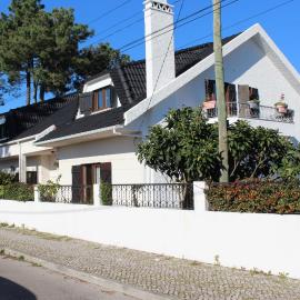 Bulle Entre Parenthèses, hotel in Aroeira