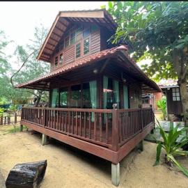 Rumah Aggrek@Zaki’s Residence, Marang, Terengganu, hotel u gradu Kampong Ru Lima