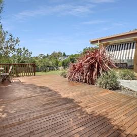 Scenic Serenity Large Family Home in Geelong โรงแรมในจีลอง