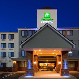 Holiday Inn Express Hotel & Suites Coon Rapids - Blaine Area by IHG