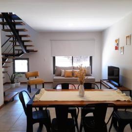 Moderno dúplex en Tunuyán、トゥヌヤンのホテル