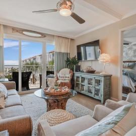 OCEAN VIEW-St Simons says Relax at The Beach Club, hotel in East End