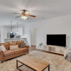 Eagle's Retreat - Close to GSU & Paulson Stadium, hotel in Statesboro