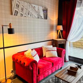 La Grange Aux Hirondelles - Chambre Ch'ti, hotelli kohteessa Woignarue