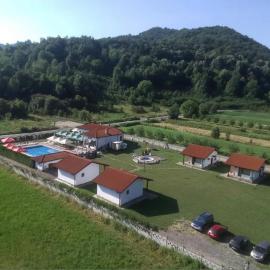 Комплекс Антик, hotel din Troyan