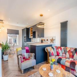 Wye Knot - Boutique 2 Bedroom Town House, hotel in Wilton