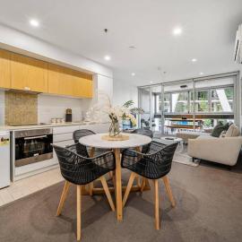 Bliss at Balfours - CBD Escape with Pool & Hot Tub