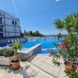Blue Bay Palace Apart Complex, hôtel à Pomorie