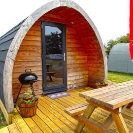 Gateway Resort En-Suite Glamping Pod, viešbutis mieste Lanelis