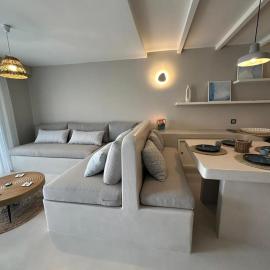 Elements - Air & Water Apartment by Hostandros