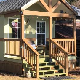 Cozy and Peaceful Tiny House on a 100-acre Farm, hotel i Lewisville