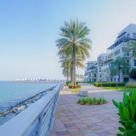 Capital Stay- Private Two Bed Apartment - The Address Beach Resort Residences Fujairah โรงแรมในฟูไจราห์
