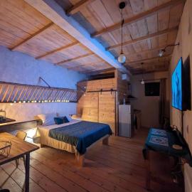 Logement - Studio indépendant à Pérouges, hotel en Pérouges