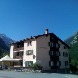Viesnīca Hotel Klein Matterhorn pilsētā Randa