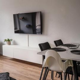 Exklusives Ferien-Appartement mit Pool- und Saunazugang für bis zu 4 Personen