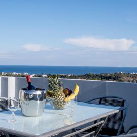 E&A luxury apartment with sea view