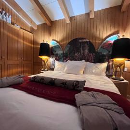 Mazot Agora & Spa Family Trip - Chalet Ouest R+1, hotel u gradu Salvan