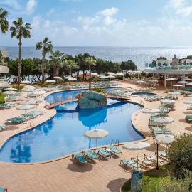 Aparthotel Tropic Garden, hotel din Santa Eularia des Riu