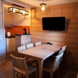 Résidence Plagne Lauze - maeva Home - Appartement 3 pièces 7 personnes - Prestige MAE-1954, hotel in Mâcot La Plagne