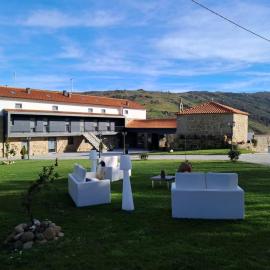 Alqueiturismo - Casas de Campo, hotel en Guarda