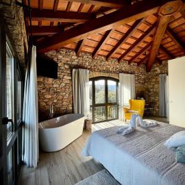 Alojamiento MAS EL CASTELL DEL BRULL B&B, hotel a El Brull