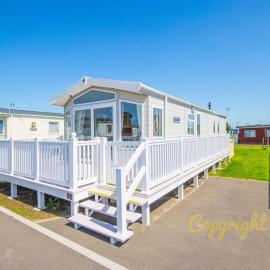 SBL54 - Camber Sands Holiday Park - Mini Lodge - 3 Bedrooms - Decking - Dishwasher - Private Parking, hotell i Camber