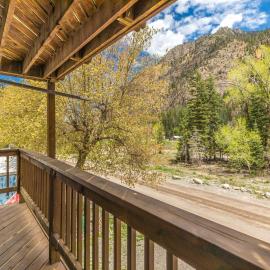 1494OAK Cliff Top Condo, hotel em Ouray