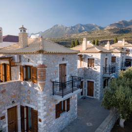 Pleiades seaside residences in Mani, hotel ad Agios Nikolaos