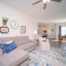 Bettendorf में, होटल Main Floor Cozy 2 Bedroom Condo in Bettendorf