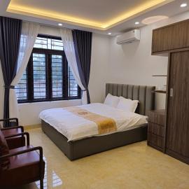 4L HOTEL KIM BÔI, hotell i Làng Trang