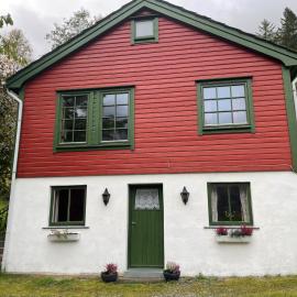 Kvammen: Sæbø şehrinde bir otel