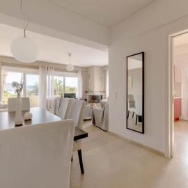 The HostMaster Beachside Retreat