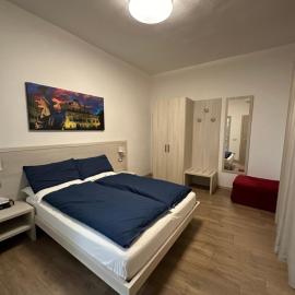 Residenza Pezzani, hotelli kohteessa Parma