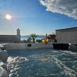 Apartman Koko with private jacuzzi