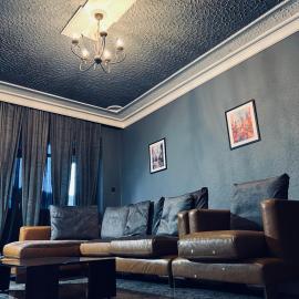 Central Apartment Black Cat, hotel in Karlovo