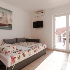 Apartments in Karlobag - Velebit Riviera 42477