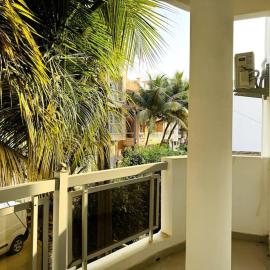 Maison fonctionnelle idéalement située à Dakar, khách sạn ở Dakar