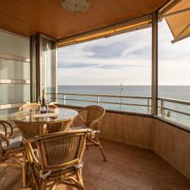 Spacious Apartment with Sea View Terrace in Calafell