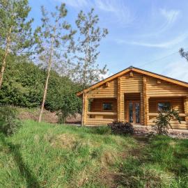 Redwood Lodge, hotel in Ellesmere