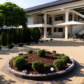 ANCA, hotel i Saturn