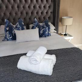 Onyx Luxury cottage, hotel a Randburg