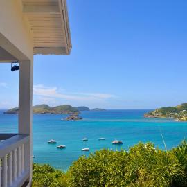 Grenadines View Villa, hotell i Port Elizabeth