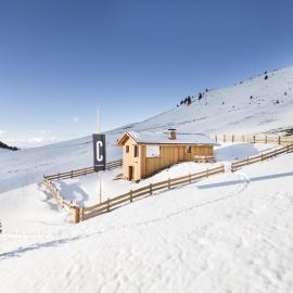 Stay COOPER I DIAMANTIDI Lodge - Modern Mountain Chalet in the Dolomites, ξενοδοχείο σε Obereggen