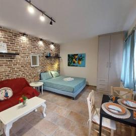Nature retreat apartment, hotel a Kalafatiónes