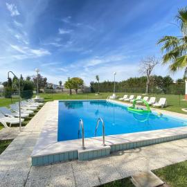 Casa Del Prado 5 min playa, готель у місті Картая
